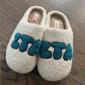Zeta Tau Alpha - ZTA - Slippers & Keychains